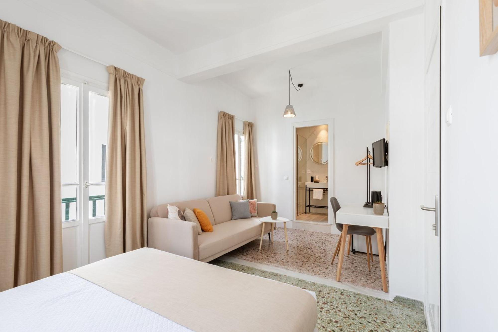 Step Aparthotel Mykonos Town